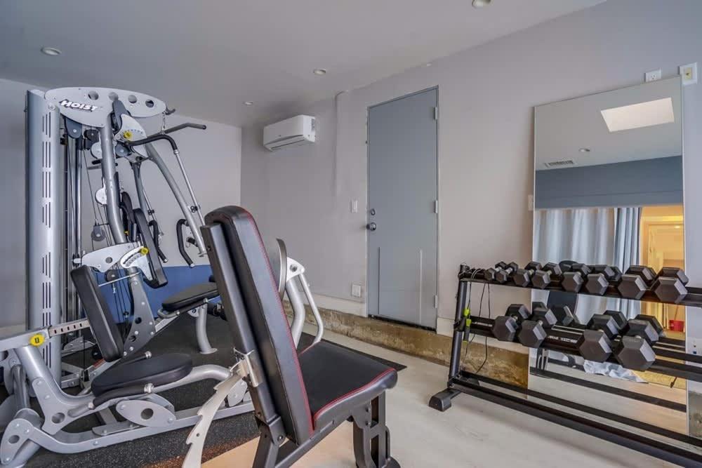 Holiday home Hollywood Hills Retreat - Private Gym & Steam *